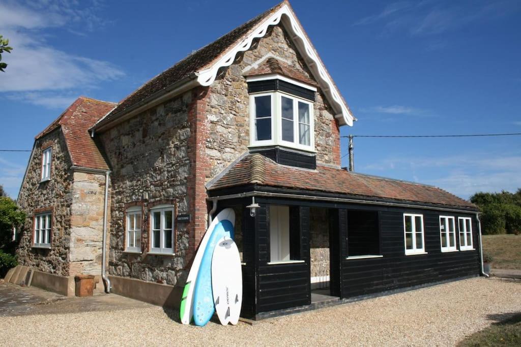 Greystone Cottage - Sea Views, Short Stroll To A Beautiful Sandy Beach Brook  Eksteriør billede