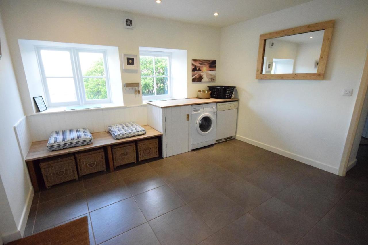 Greystone Cottage - Sea Views, Short Stroll To A Beautiful Sandy Beach Brook  Eksteriør billede